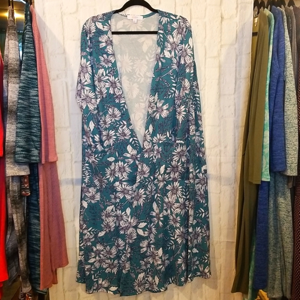 LuLaroe Cardigan/Sweater - Duster Length